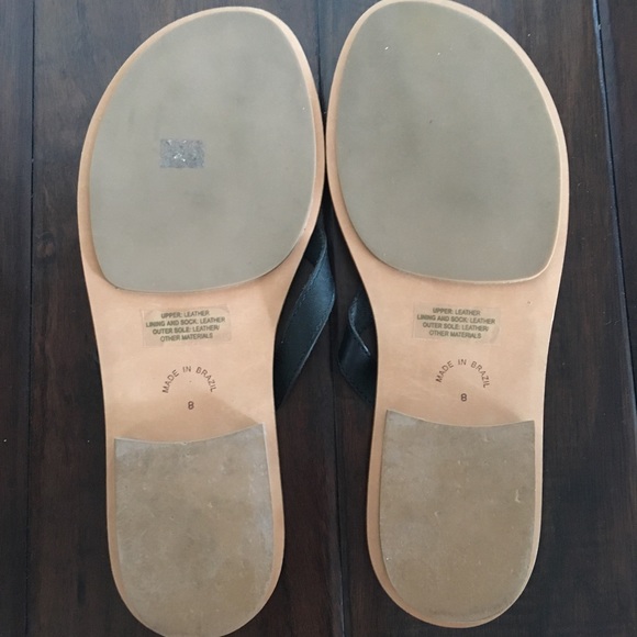GAP Flip Flop Sandals - Picture 9 of 9